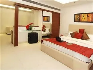 White Lotus Hotel Gurgaon 3*,